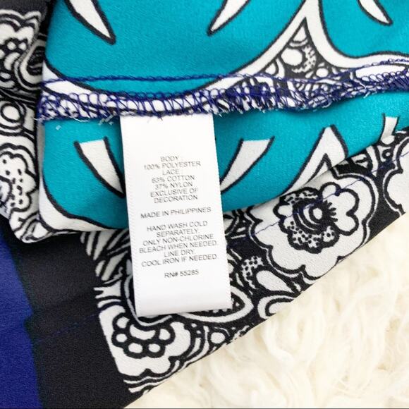 EXPRESS Blue Floral Lace Yoke Tank Ruffle Blouse size Small - Picture 9 of 9